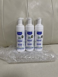 法國Mustela Foam Shampoo for Newborns 初生嬰兒 去頭泥 洗頭水