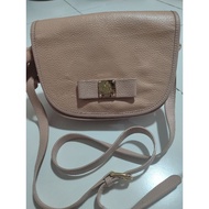 AUTHENTIC St. Scott London Sling bag