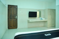 Townhouse Oak Palembang Near Jembatan Ampera Formerly Azzura Hotel