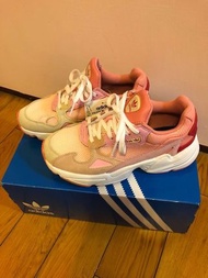 Adidas Originals Falcon 粉紅老爹鞋 EF1964（全新吊牌未拆）