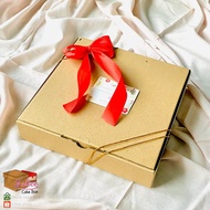Code: BPB532 PIZZA BOX PACKAGE + SOUVENIR STRAP + LONG GIFT RIBBON + GIFT CARD / HAMPERS BOX PACKAGE