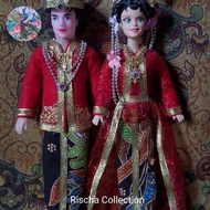 BONEKA HIAS ADAT JAWA BAJU MERAH/BONEKA ADAT NUSANTARA