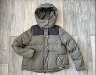 Size M/L (165cm), The North Face 700 Womens goose down Jacket， 85% goose down 撞色經典款 厚羽絨外套