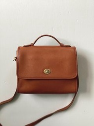 早期 #COACH 棕色古董小方包 阿華田 / 梯形 / 老包 / 古典 / VTG