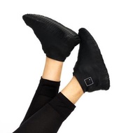 Banale Shoe Cover  法國品牌 防水鞋套 可重複使用的矽膠鞋套 鞋套由矽樹脂製成，完全無味，防水且使用後易於清潔。
