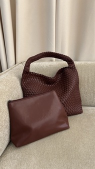 <Pre-Order ส่ง 17 Sep>Sugar Monday กระเป๋าสะพาย PIPER TOTE BAG หนังสานHandmade Premium PU