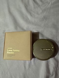 AM Fairyland Loose Setting Powder (03 Shine Purple 澄淨紫)