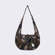 Fertig - Maison Tubular 1.0 Woodland Sling Bag - Tas Selempang Camouflage Realtree Pria Wanita Muat