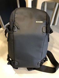 《八成新》Incase Sling Pack for GoPro 背包 單肩包