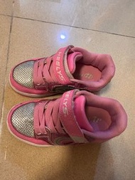 Heelys shoes with wheels