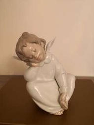 Lladro Angel Dreaming