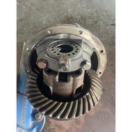 MITSUBISHI PAJERO L047 REAR DIFFERENTIAL GEARBOX AXLE (PETROL BIG GEARBOX)