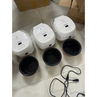 Used Gaabor white rice cooker 1.2l