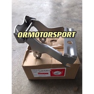 HONDA C70 SEAT BRACKET CHROM ORIGINAL 100%