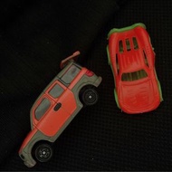 兩台紅色小汽車 Tomy金屬小車(後車蓋可開)+塑膠近新小車@c476