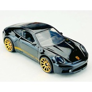 Hotwheels Case G/ Case H 2026 - Porsche 911 992.1 Carrera T (Black With Gold)