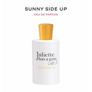 With gun Juliette Sunny Supreme Side Up has a Sharing Spray Bottle