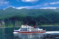 不一樣｜秘境知床遊船+釧路濕原列車｜深度道東、嚴選溫泉、世界遺產之旅