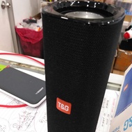 Bluetooth speaker with subwoofer