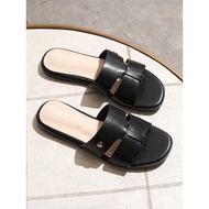 CLN 24H-Ivy Flat Slides