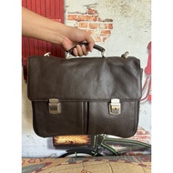 Thick men's officebag. esquire brand