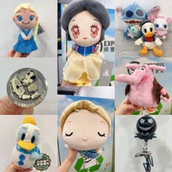 請細閱內文+落單圖，尊重別人嘅努力同時間，做個優質買家💖 日本t-arts絕版排排坐系列冰雪奇緣愛莎公主公仔 frozen elsa公仔。日本東京迪士尼2011絕版雪人唐老鴨公仔。日本帶回、2014絕