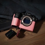 適用機型SONY a9 III/ a1 II 手掌紋皮革相機底座皮套