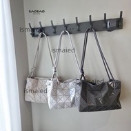 Issey Miyake 三宅一生 豆腐包