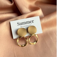 Two gold earrings - earring gold
