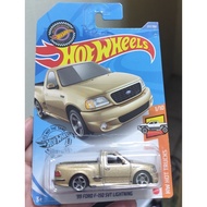 Hot Wheels '99 Ford F-150 SVT Lightning