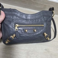 Balenciaga 灰色機車包