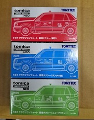 TOMYTEC  TOMICA LIMITED VINTAGE HONG KONG TAXI 2025(set)