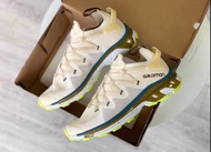 👟Salomon XT-Rush 土耳其海 拼接運動跑步鞋 男女同款 米黃