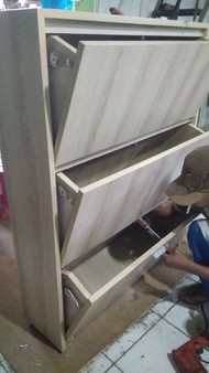 LEMARI RAK SEPATU 3 SUSUN FULL HPL
