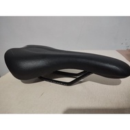 Dominate MTB bicycle saddle one compa