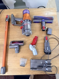 Dyson Digital Slim Fluffy Vacuum Cleaner with Accessories