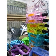 Transparent large axle BMX pedal transparent pedal