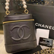 保證專櫃真品 附購證、保證卡 9成新 Chanel 黑色 荔枝牛皮 化妝包❤️