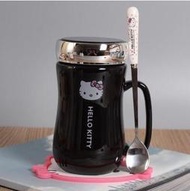 【上品居家生活】黑色大頭款 Hello Kitty 凱蒂貓 創意鏡面蓋 卡通風格陶瓷杯帶小湯匙/小勺子 (420ml)