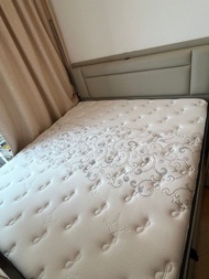 Sealy King Size 油壓床架連床褥