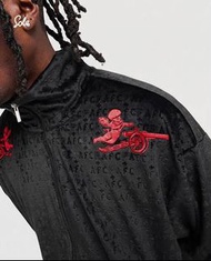 Adidas x Places+Faces Arsenal 2026 collaboration 黑色外套