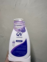 QV Ceramides 潔面乳