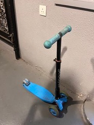 Scooter兒童滑板車，可折疊