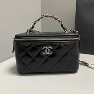 《Channel Goods》Classic style23k Long Box Makeup Bag，Bring your own mirror for touch-ups anytime, any