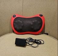 出售: 紅色 熱石小枕頭,按摩抱枕,.肩頸,腰背,腹,腳部 按摩器。減肥,推拿,瘦身機。產品針對腰酸背痛** 雙向按摩滾動,** 溫熱按摩, ... Not Osim.Oto.Itsu ,Ogawa