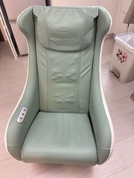 新淨OTO按摩椅(原價$10800）