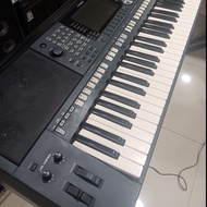 Keyboard YAMAHA PSR - S975