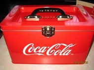 【全新限量】可口可樂 Coca-Cola 復刻版 販賣機紀念包裝 儲物盒 (馬口鐵材質)