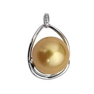 18K/750白金鑲天然鑽石南洋珍珠吊墜