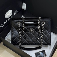 Chanel 黑銀油蠟皮孟買手柄單肩包 23開有卡 尺寸約31*21cm